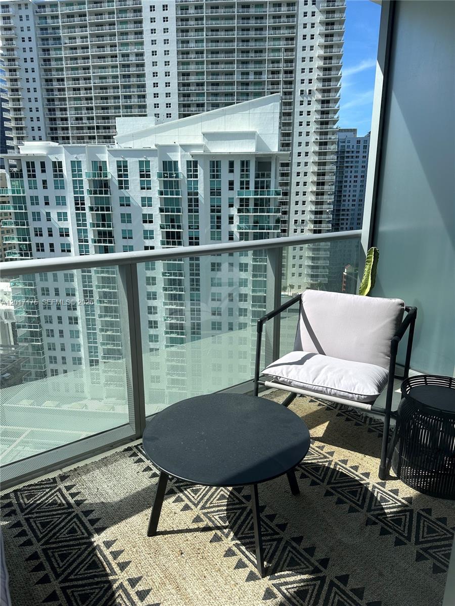 1300 Brickell Bay Dr 2213