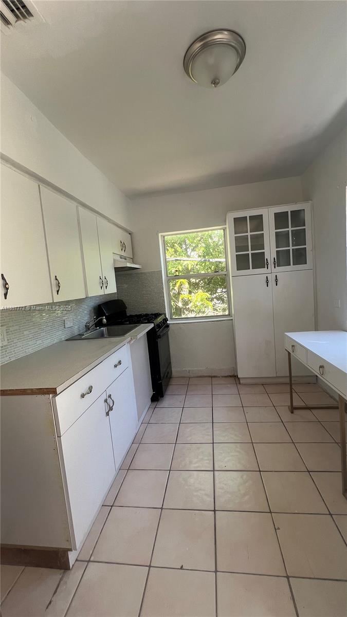 413 NW 33rd St B