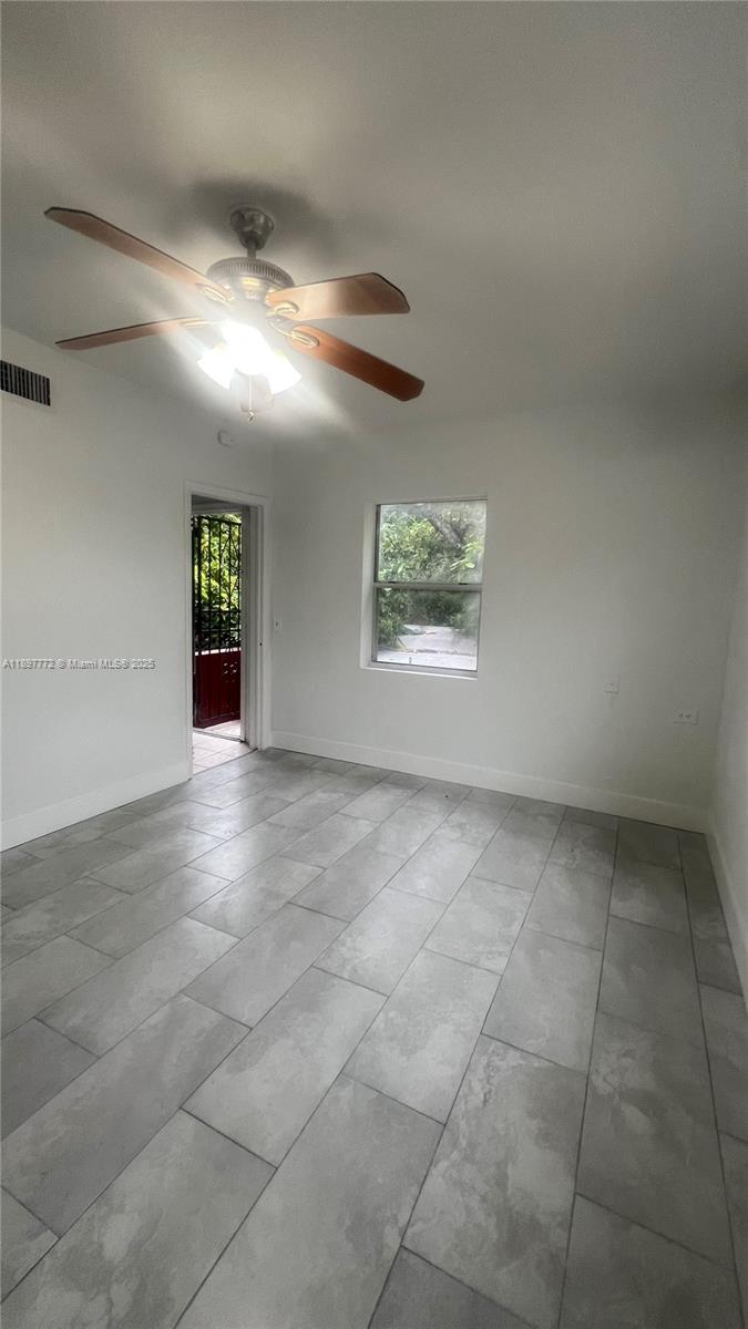 413 NW 33rd St B