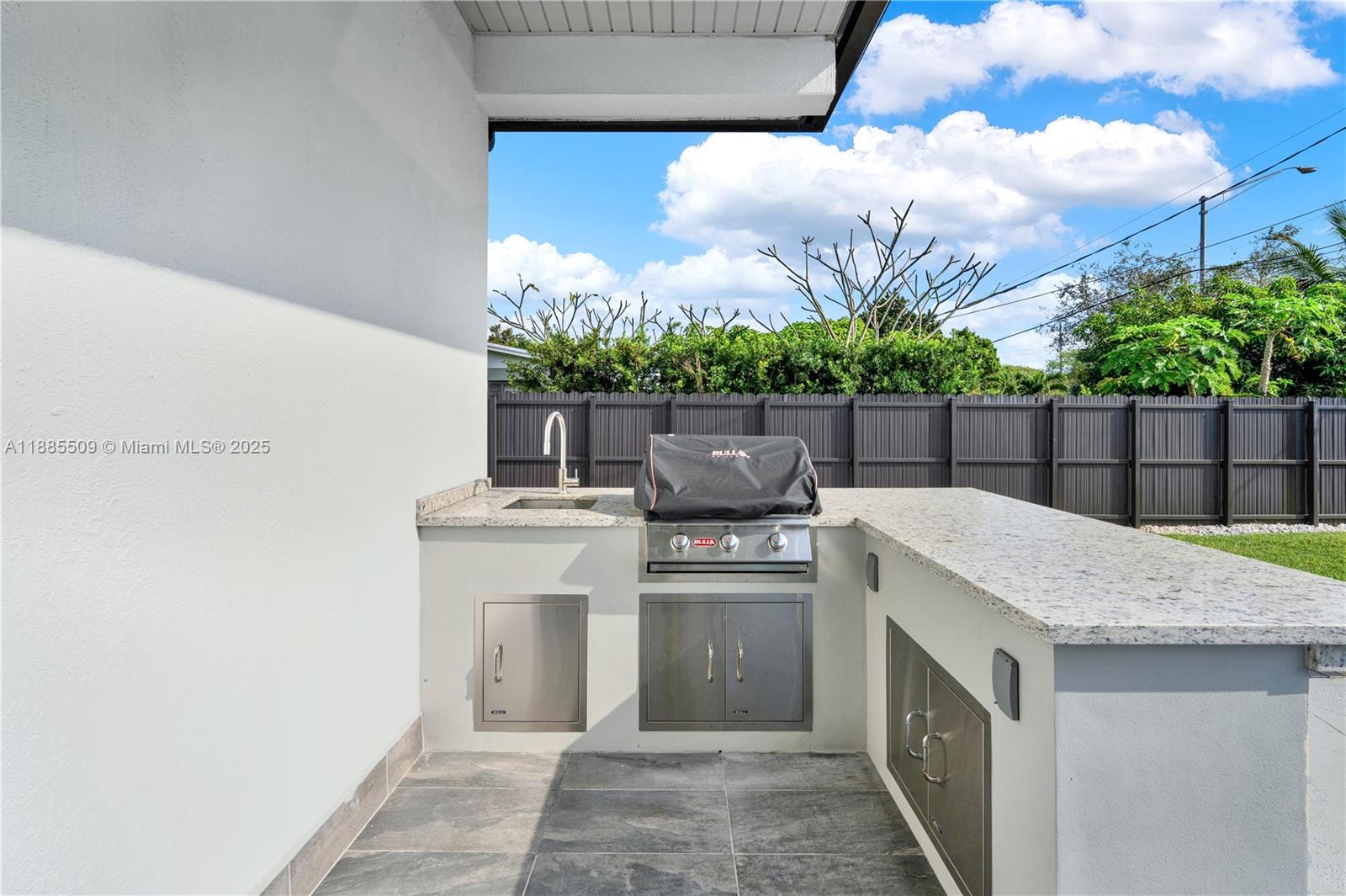 KENDALWOOD ESTATES - Residential Lease