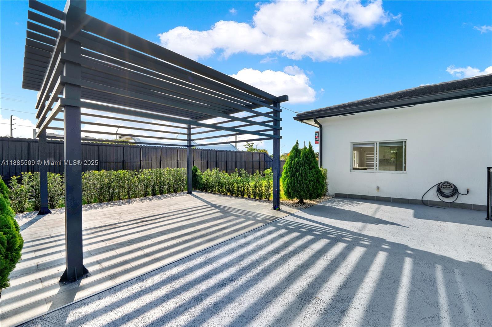 KENDALWOOD ESTATES - Residential Lease