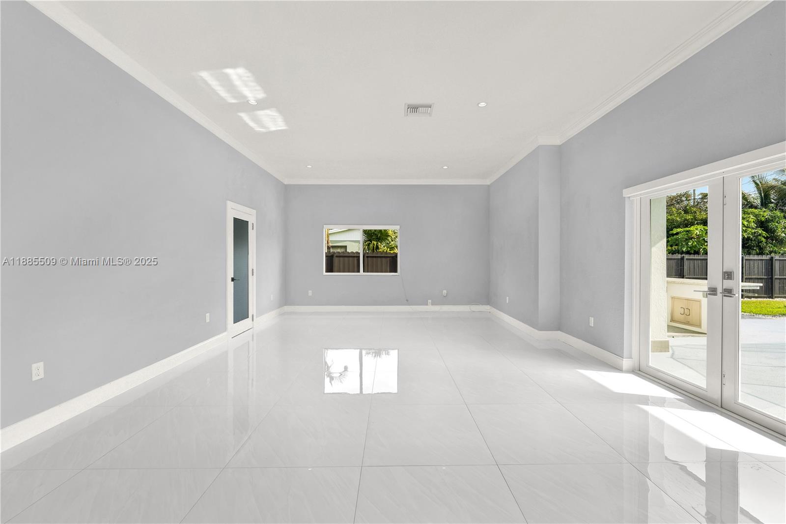 KENDALWOOD ESTATES - Residential Lease