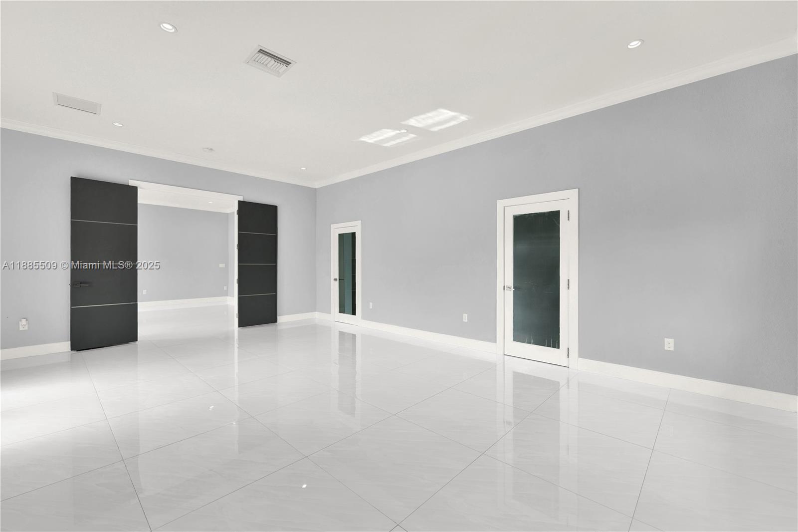 KENDALWOOD ESTATES - Residential Lease