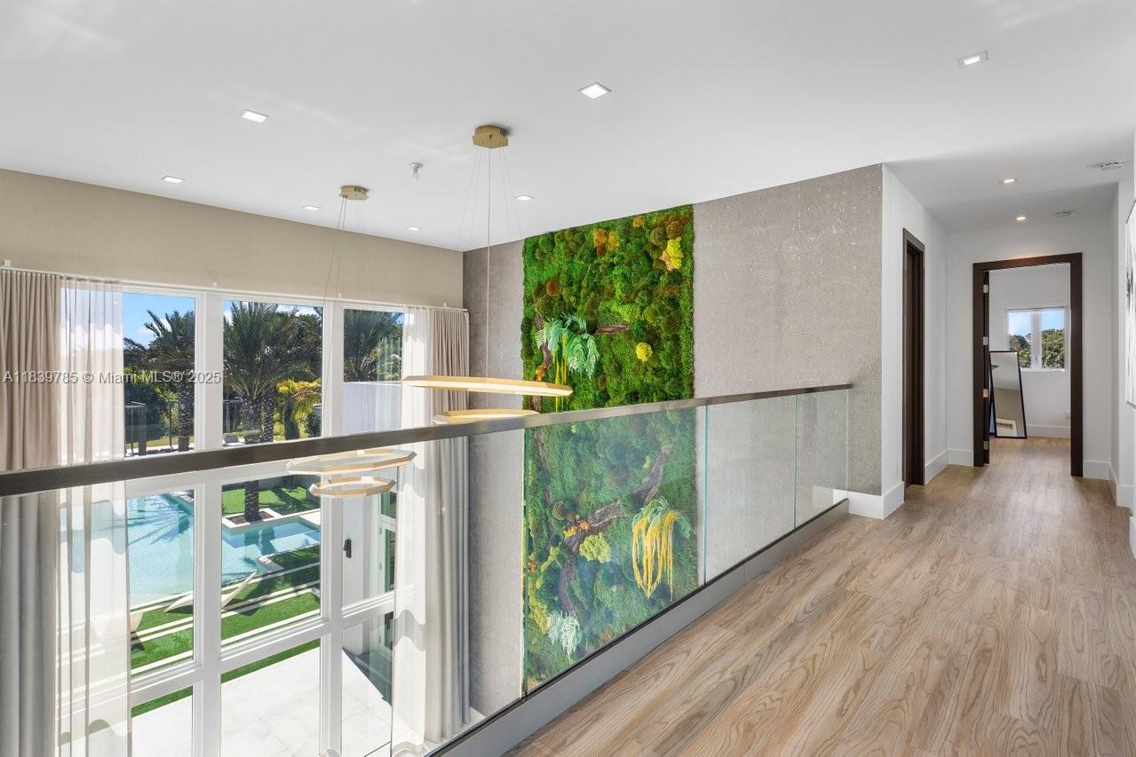 CHAMBERS SUB SW1/4 - Residential