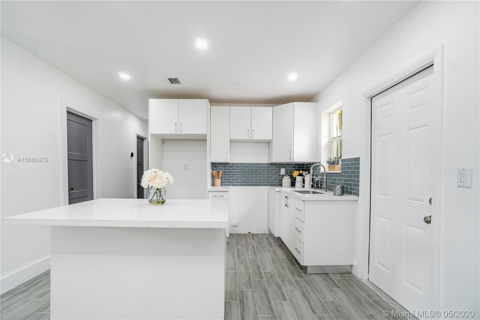 PINE TREE PARK 1ST ADDN - Residential