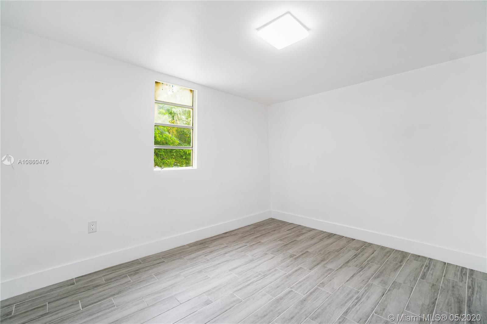 PINE TREE PARK 1ST ADDN - Residential