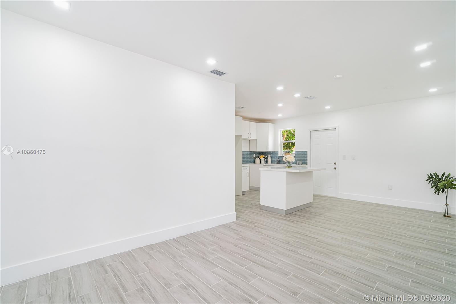 PINE TREE PARK 1ST ADDN - Residential