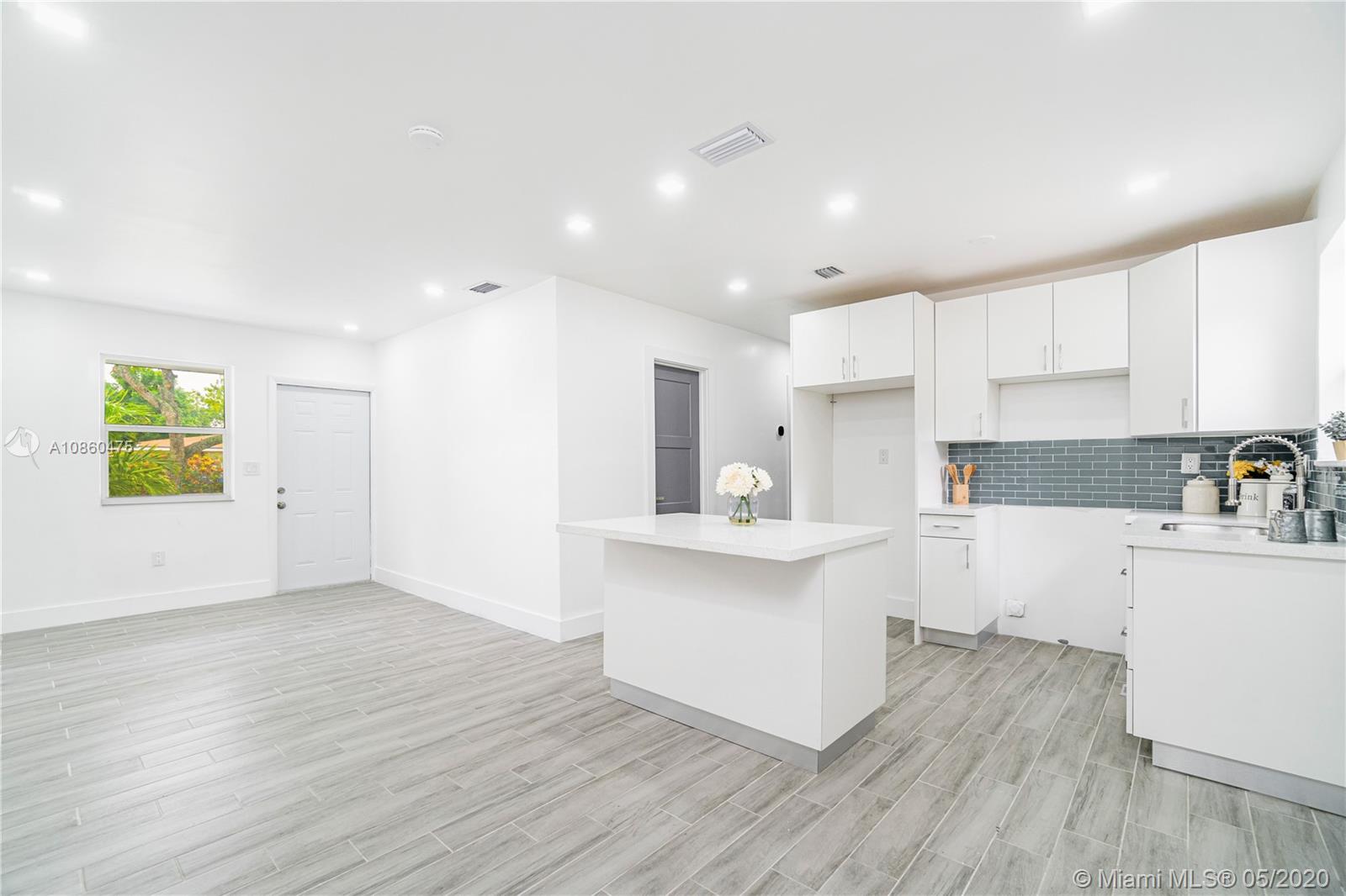 PINE TREE PARK 1ST ADDN - Residential