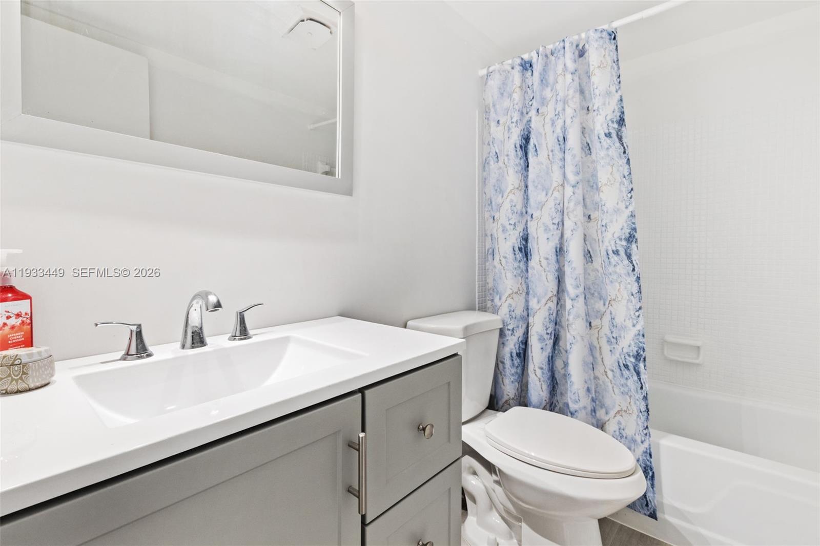 ORIOLE GARDENS 33 CONDO - Residential