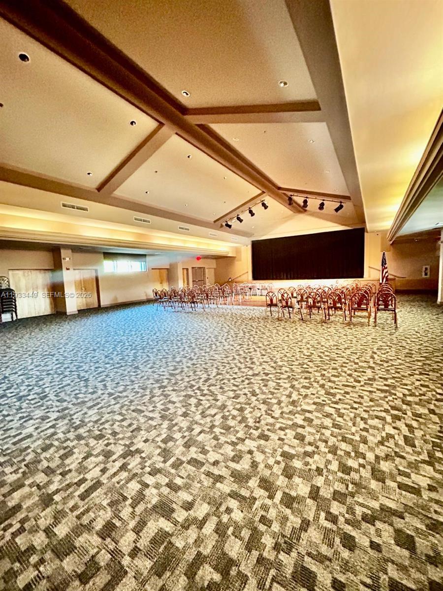 ORIOLE GARDENS 33 CONDO - Residential