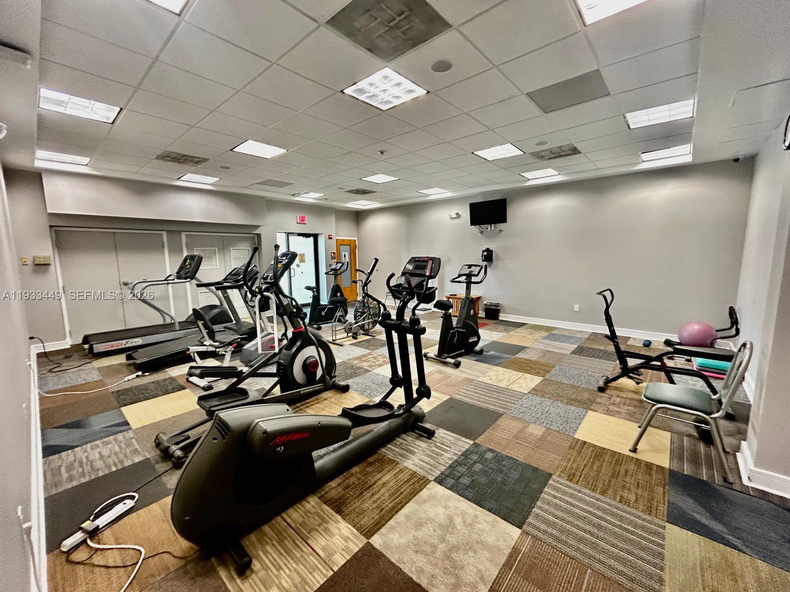 ORIOLE GARDENS 33 CONDO - Residential