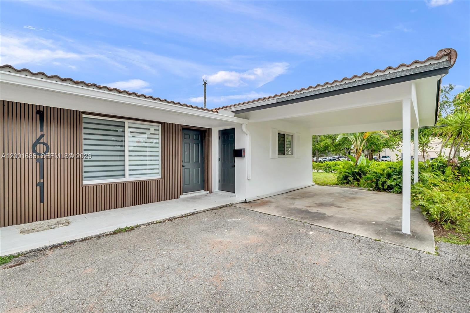 1611 NE 50th Ct 2