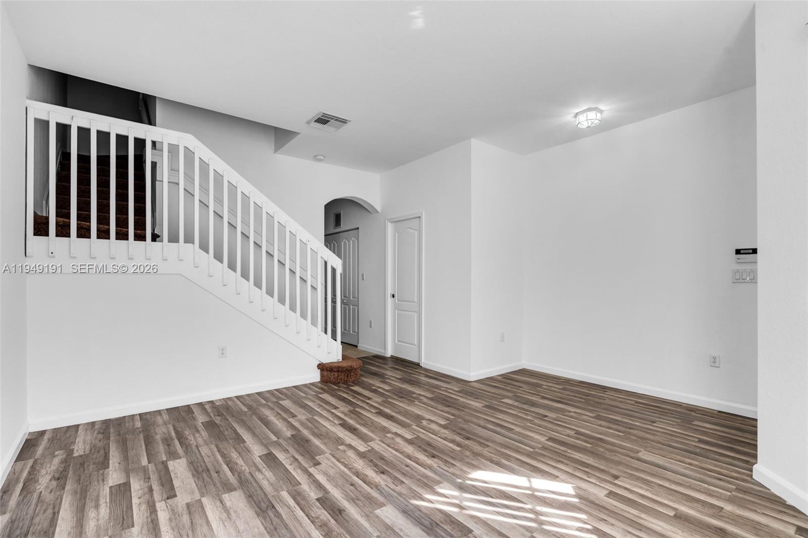 MAJORCA ISLES II CONDO - Residential