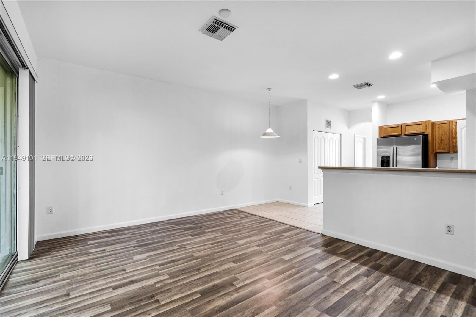 MAJORCA ISLES II CONDO - Residential