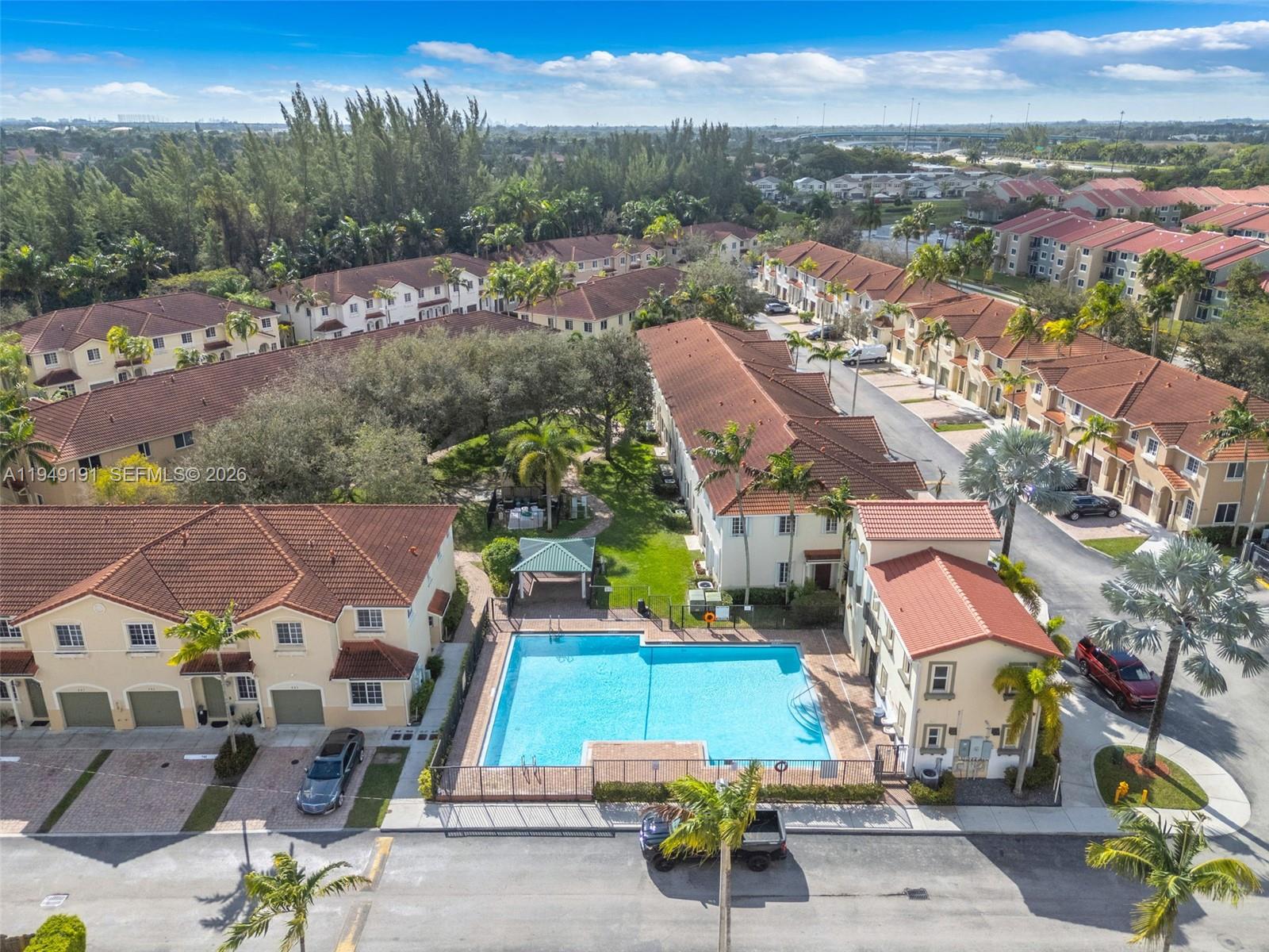 MAJORCA ISLES II CONDO - Residential