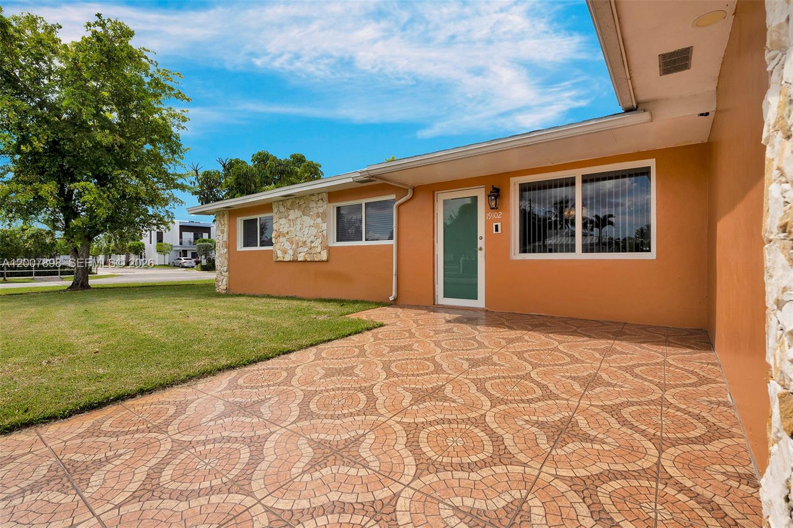 19102 NW 33rd Pl 19102