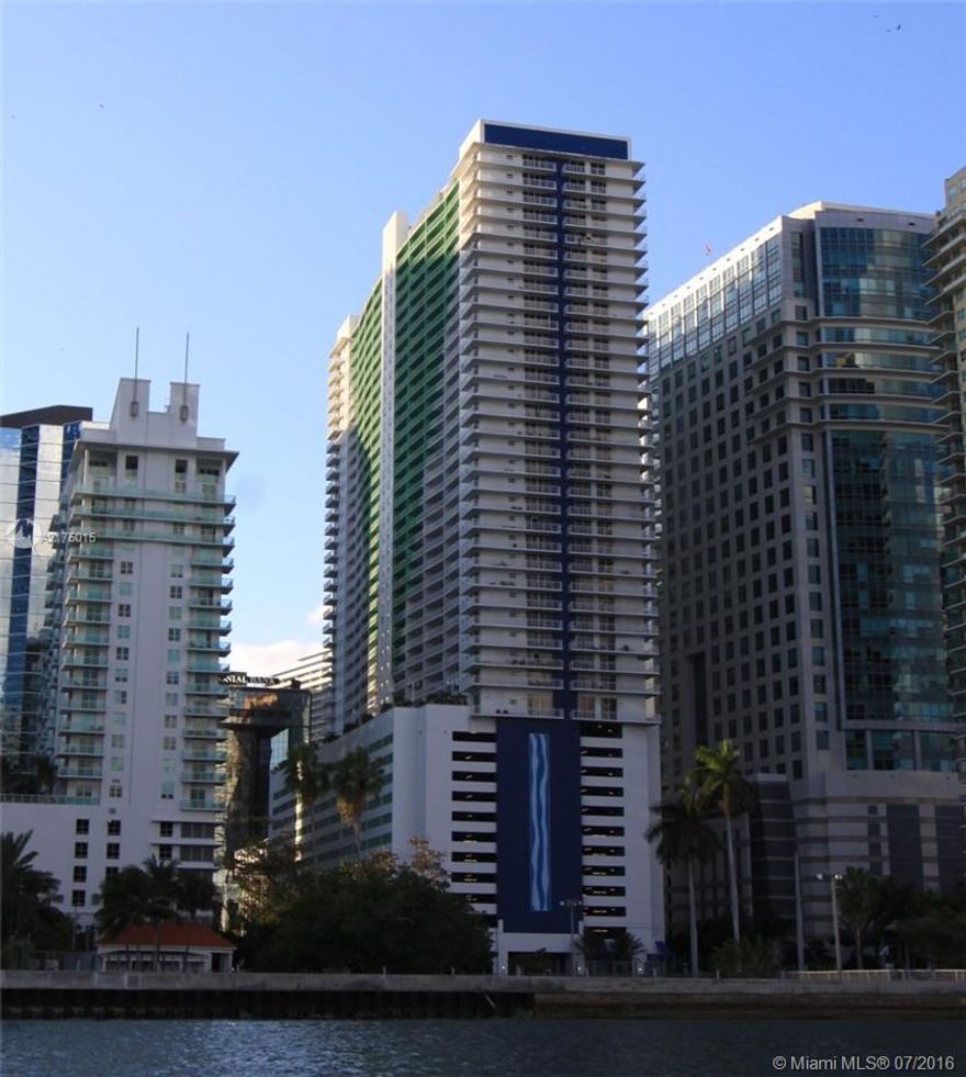 TENANT OCCUPIED UNTIL 06/25/17 at $1975/mo. 1 BR in the heart of Brickell at The Club at Brickell. Class "A" building with full concierge service, security, gym, 2 swimming pools and valet parking. Spectacular views of the Bay and the City. Walking distan ce to Mary Brickell village and centrally located in the financial district with everything nearby. The apartment is on the 38th floor, features New tile floors, granite countertops, a large balcony, walk-in closets and washer & dryer inside the unit.