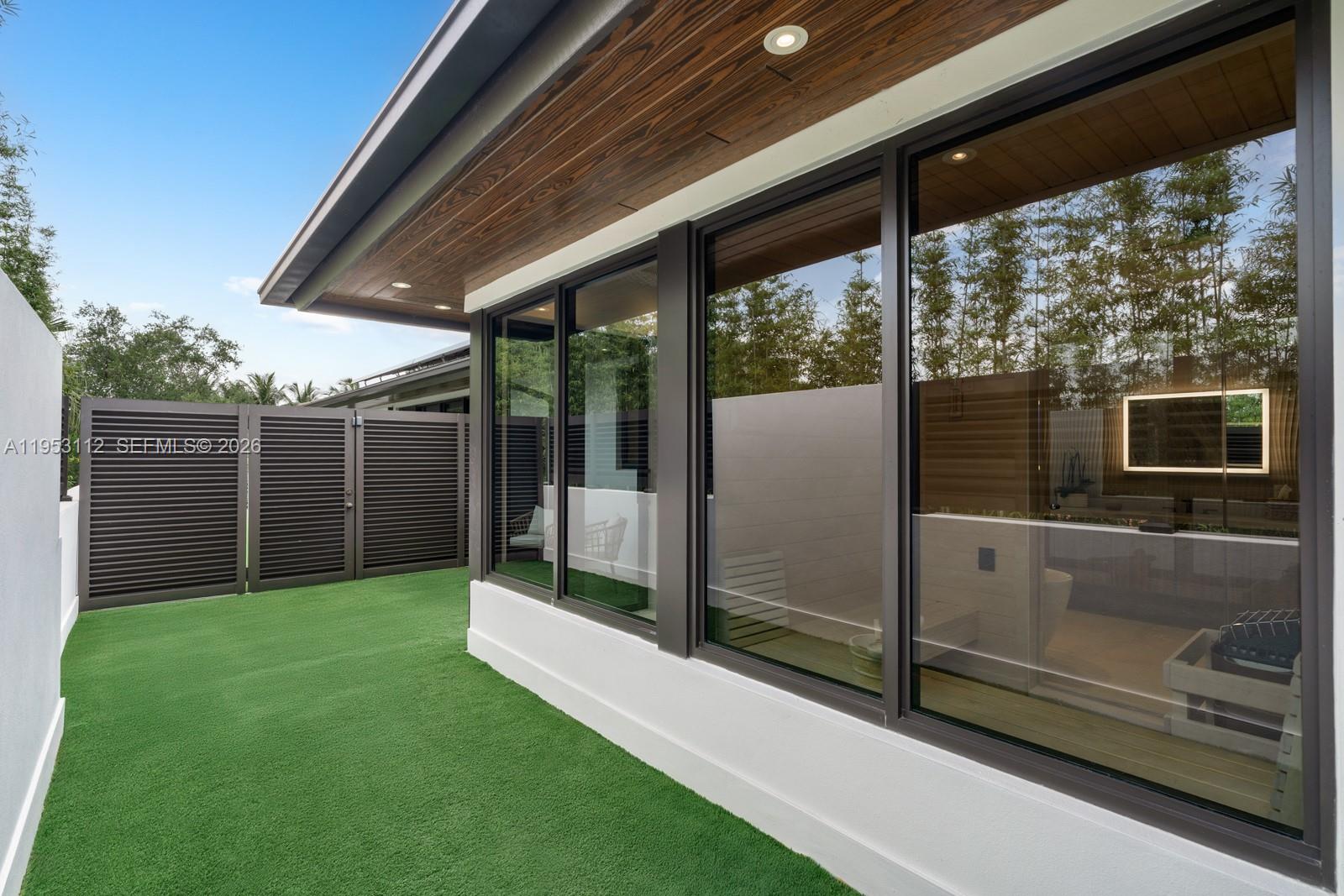 KENDALL GROVES ESTATES 1S - Residential