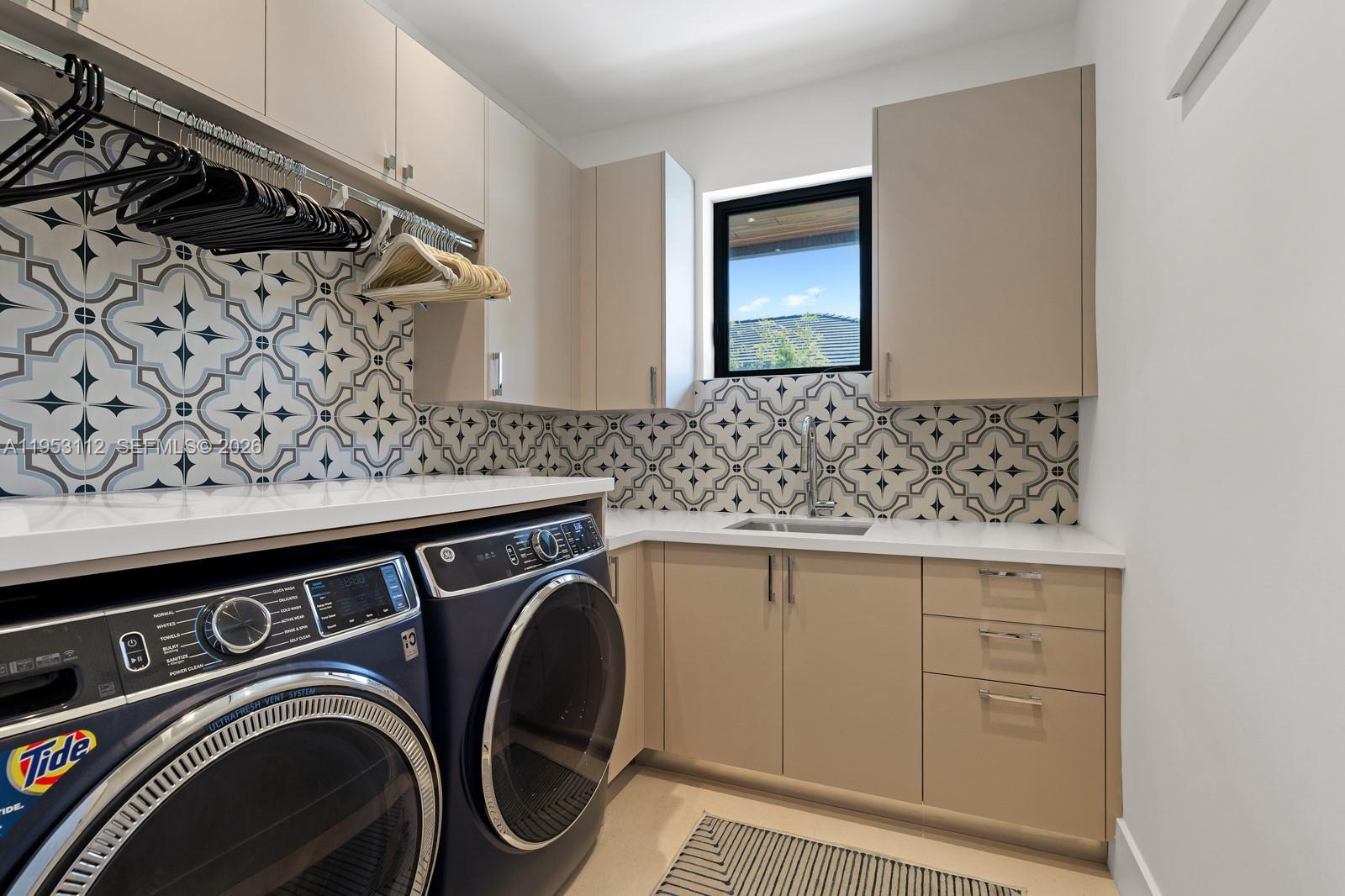 KENDALL GROVES ESTATES 1S - Residential