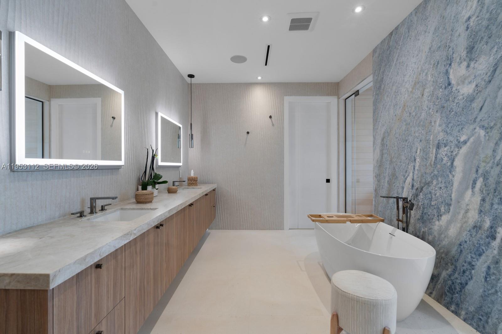 KENDALL GROVES ESTATES 1S - Residential