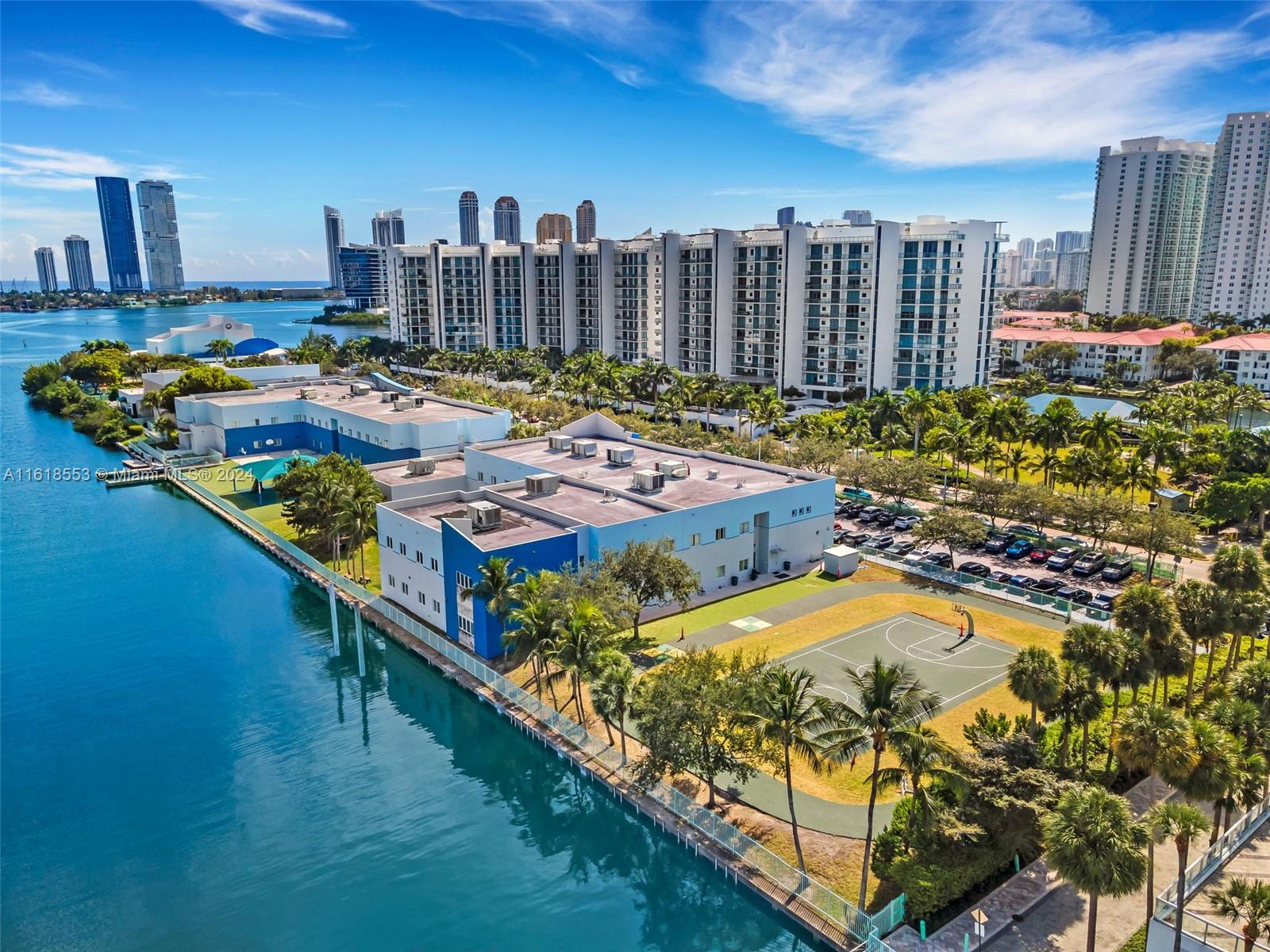 COMMODORE PLAZA CONDO - Residential
