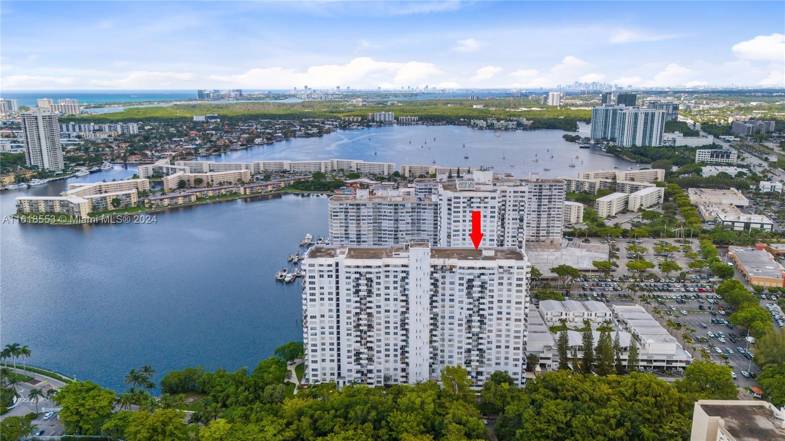 COMMODORE PLAZA CONDO - Residential