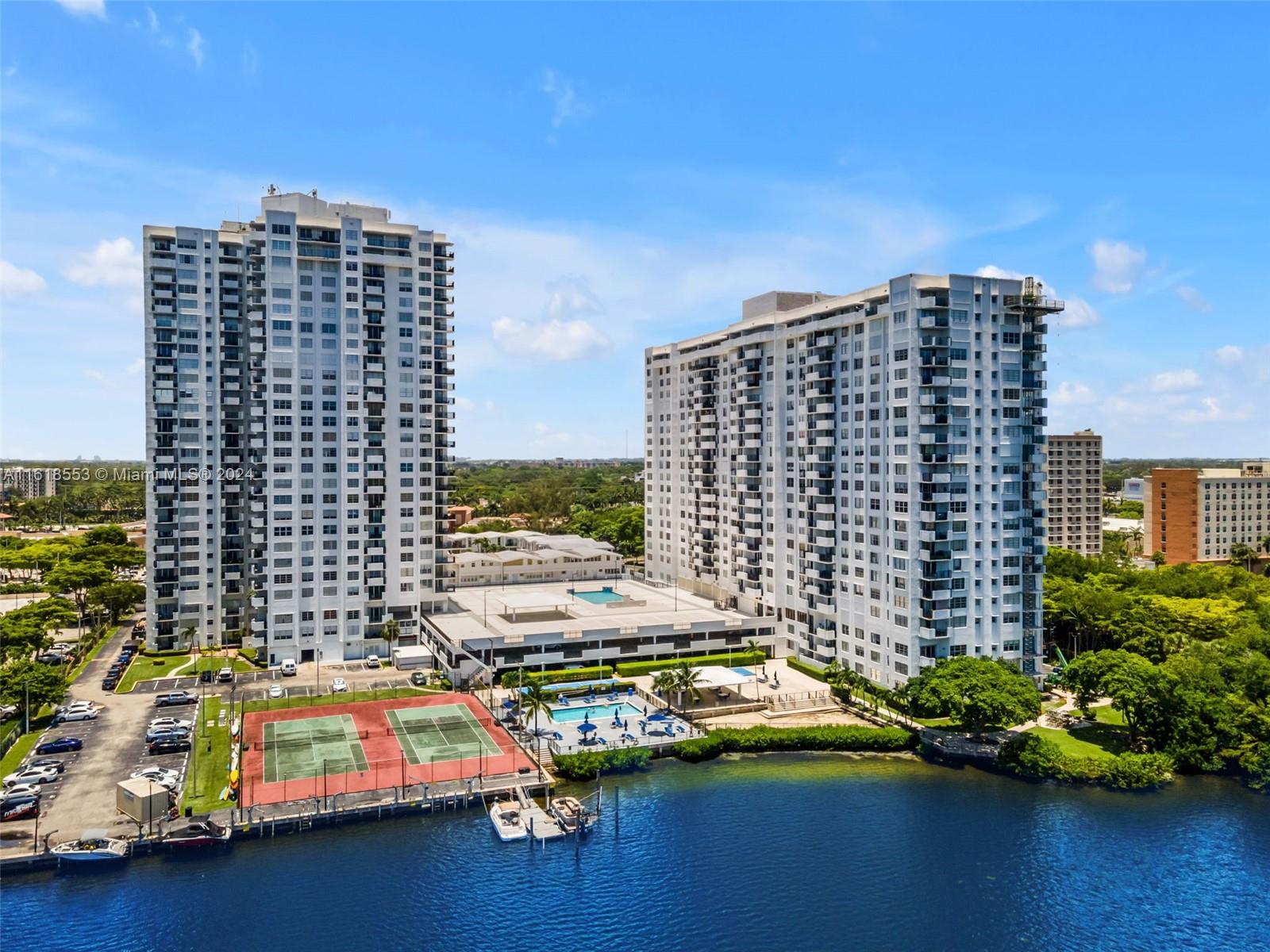 COMMODORE PLAZA CONDO - Residential