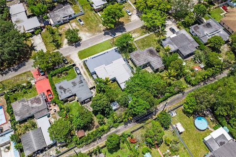 Tiny photo for 235 NW 127th St, North Miami, FL 33168 (MLS # A12006253)