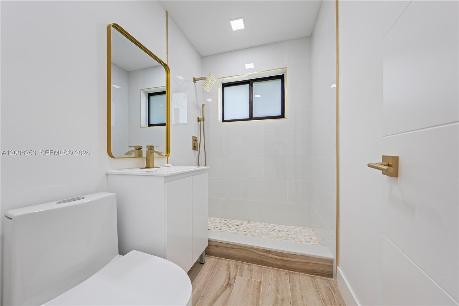 ALHAMBRA HEIGHTS SEC 5 - Residential