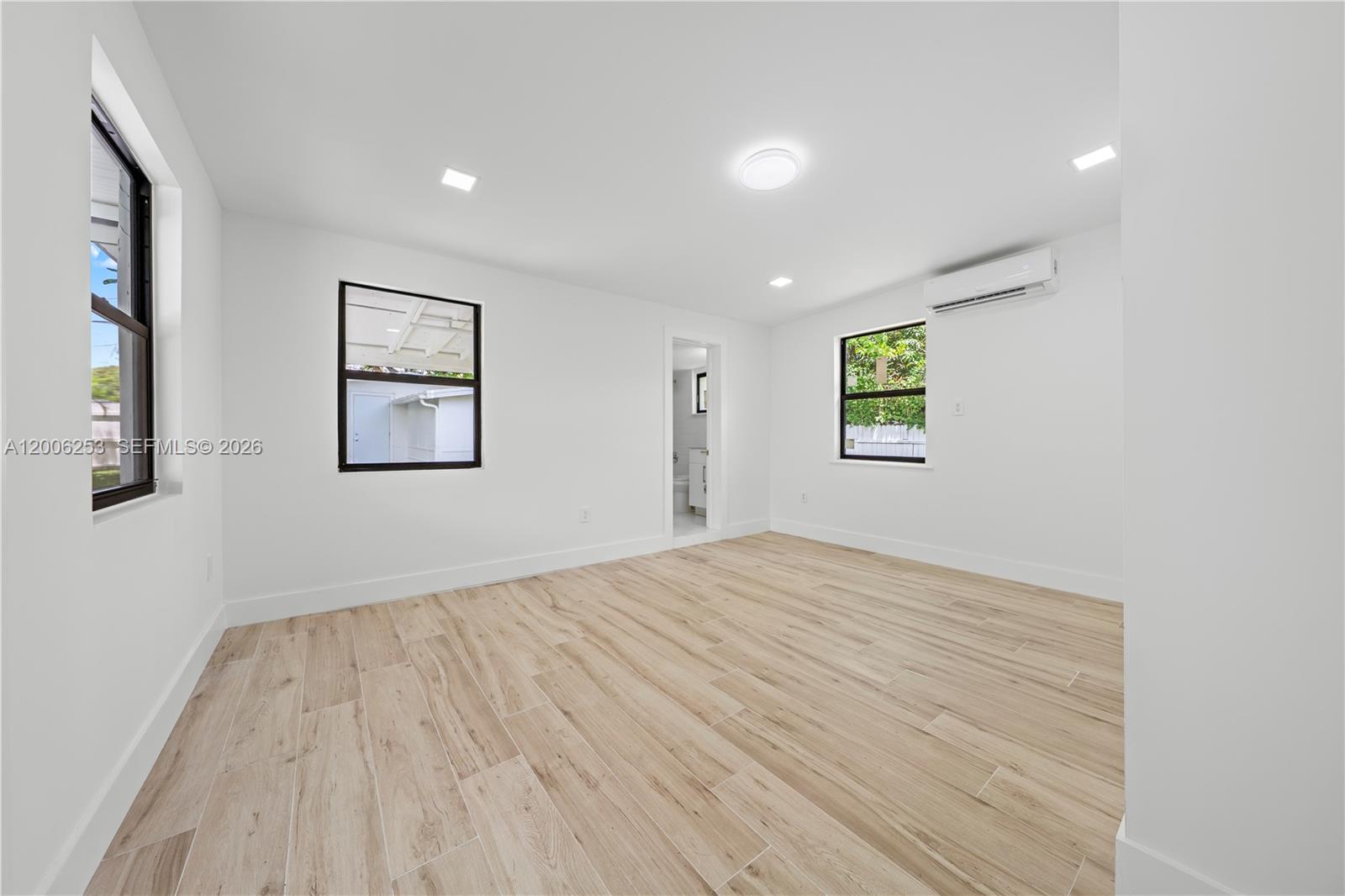 ALHAMBRA HEIGHTS SEC 5 - Residential