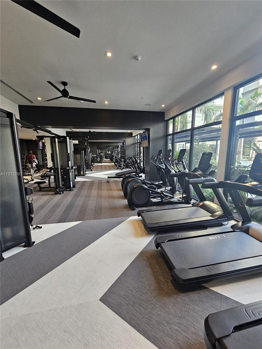 SUB OF FOSTER & SANCHEZ T - Residential Lease