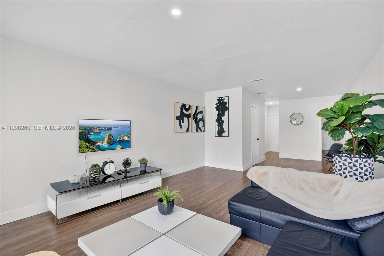 HAYNSWORTH VILLAGE - Residential Income