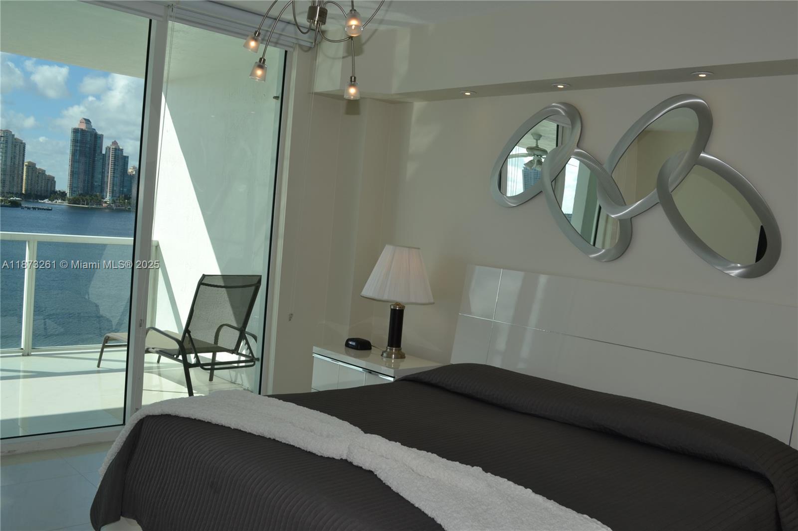 MARINA BAY CLUB CONDO HOT - Residential Lease