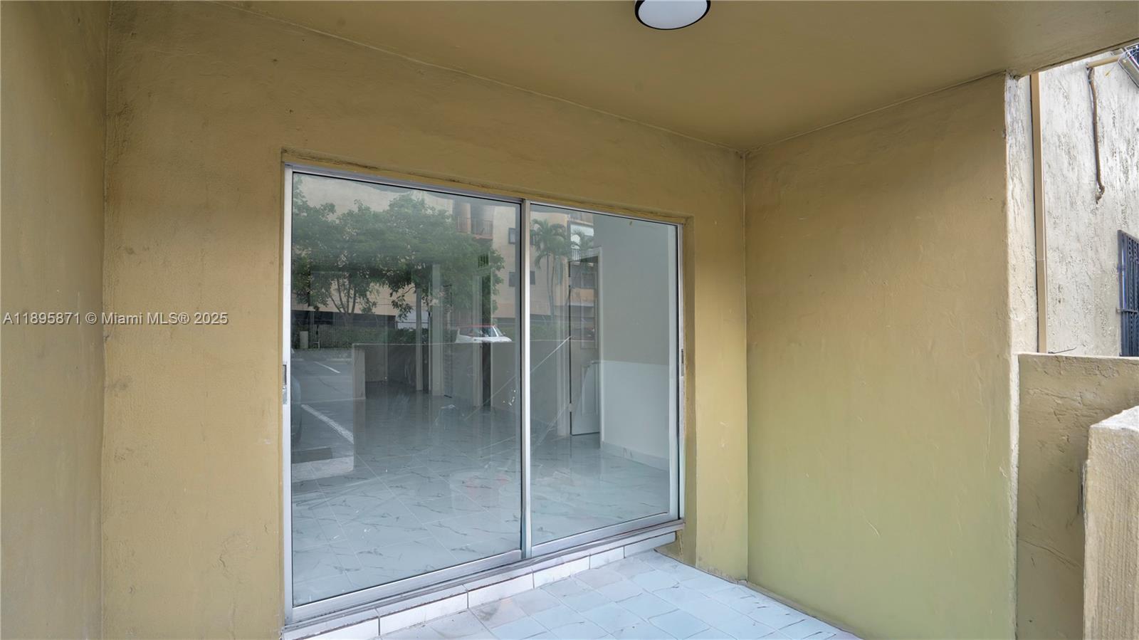 PALMETTO SPRINGS CONDO VI - Residential Lease