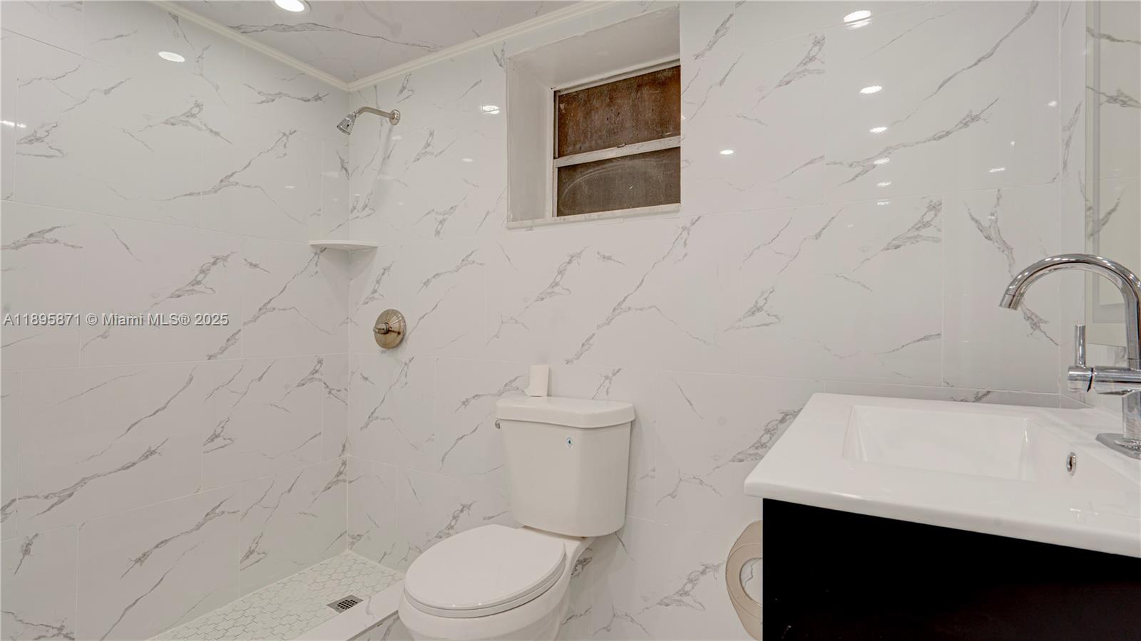 PALMETTO SPRINGS CONDO VI - Residential Lease