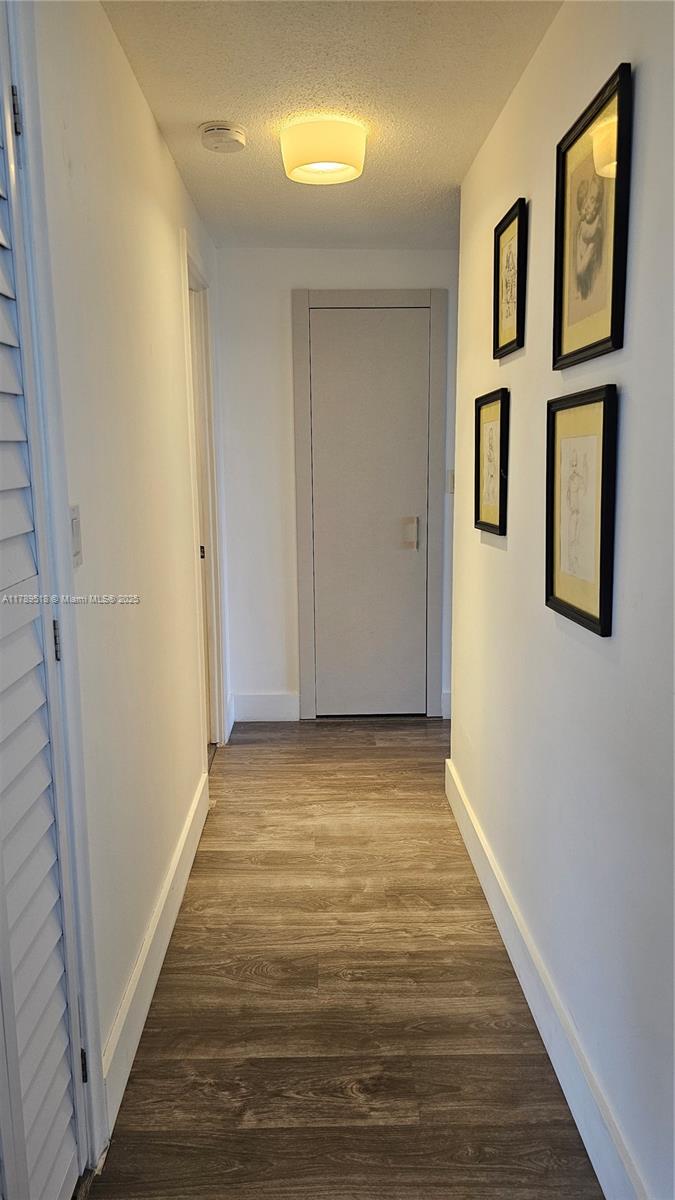 IMPERIAL TOWERS CONDO - Residential