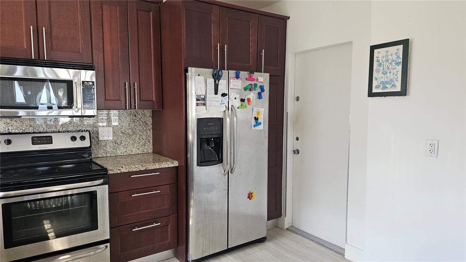 IMPERIAL TOWERS CONDO - Residential