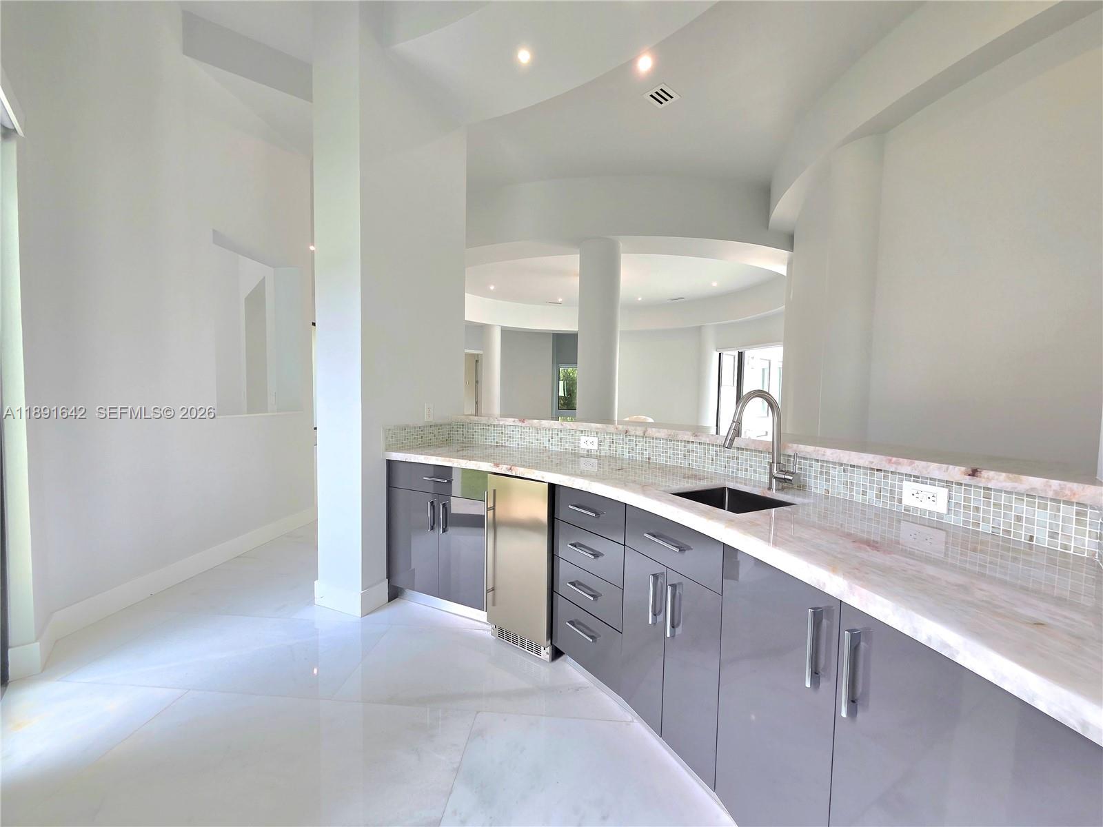 BIRD ROAD FARMSITES - Residential