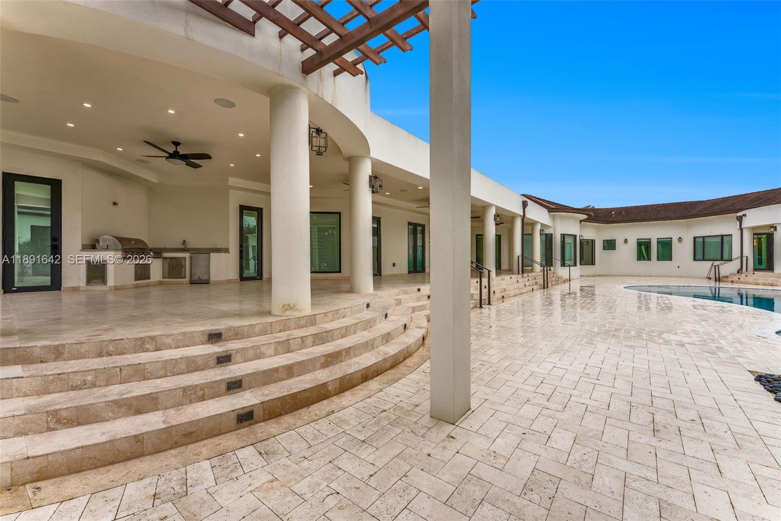 BIRD ROAD FARMSITES - Residential