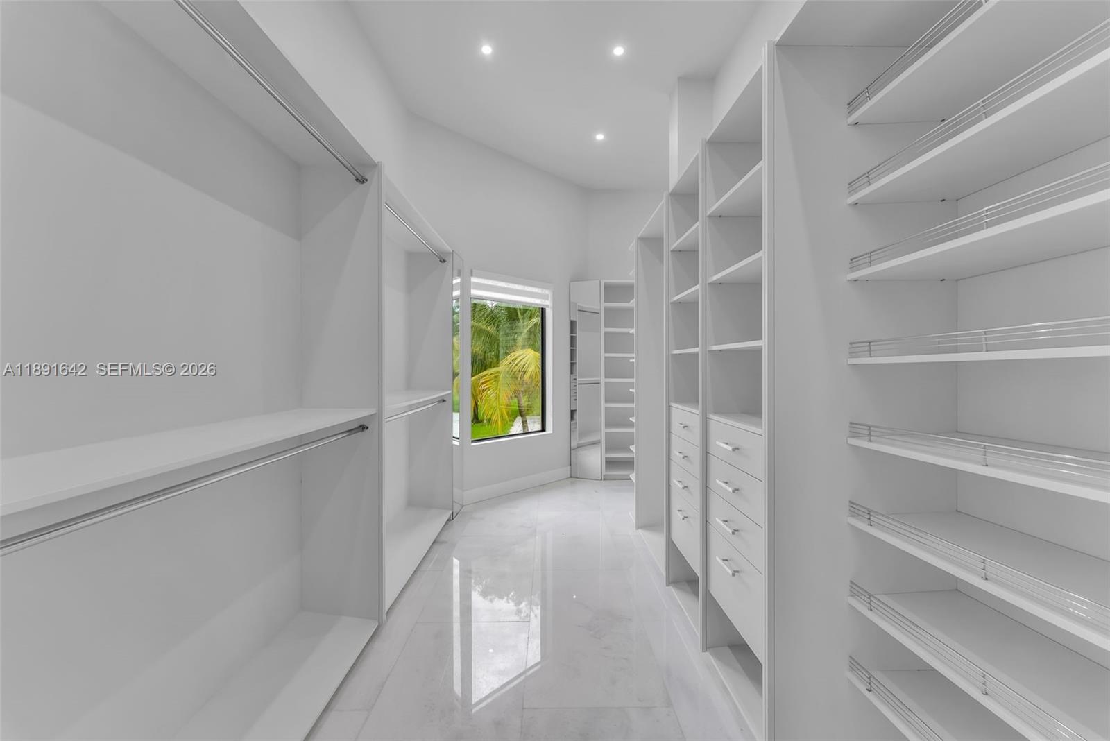 BIRD ROAD FARMSITES - Residential