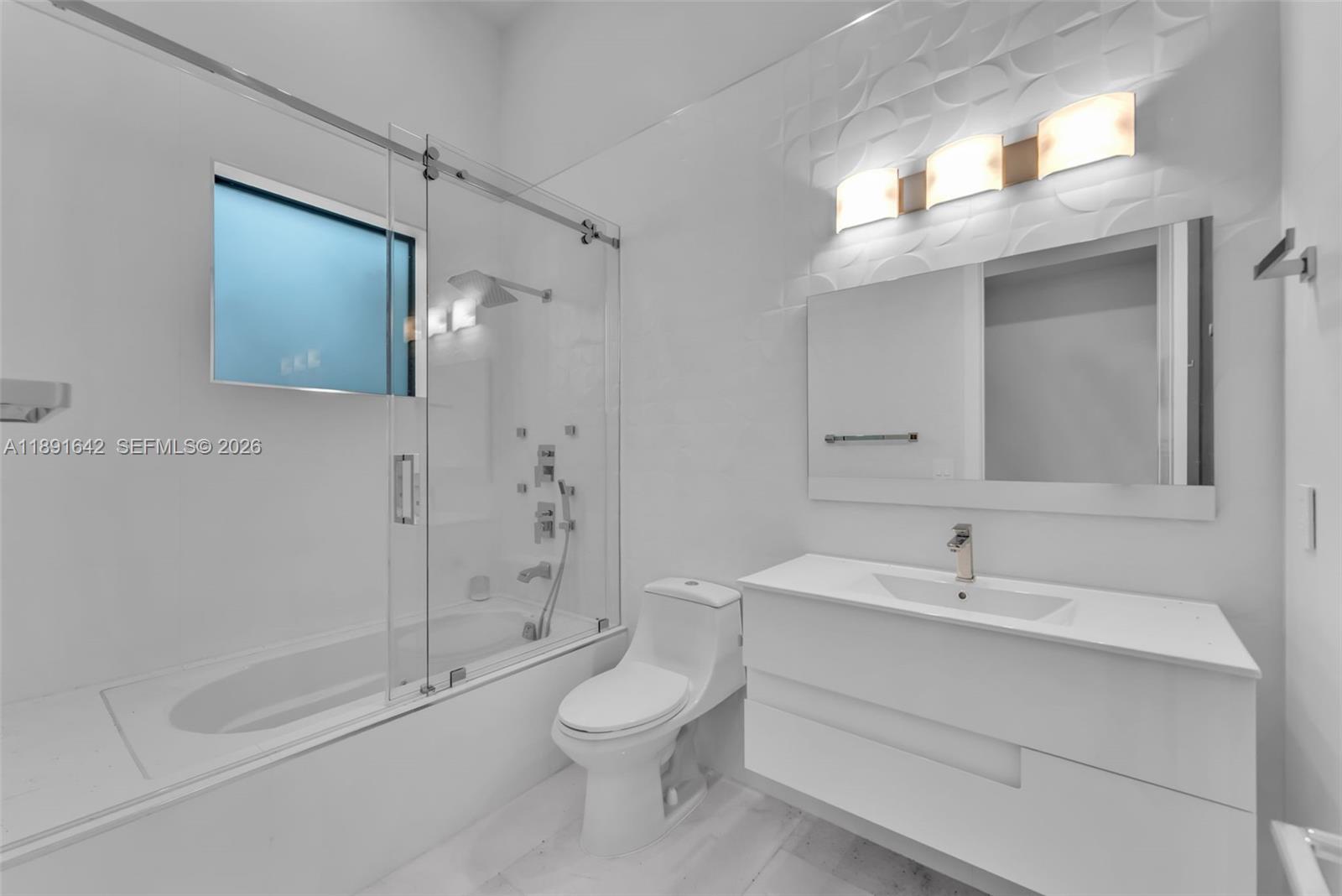 BIRD ROAD FARMSITES - Residential