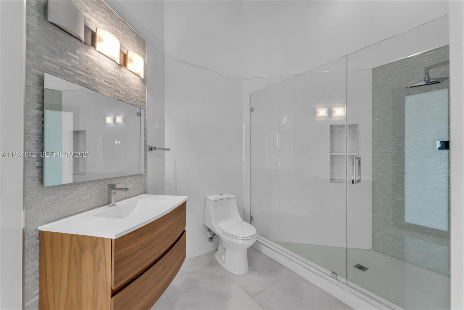 BIRD ROAD FARMSITES - Residential