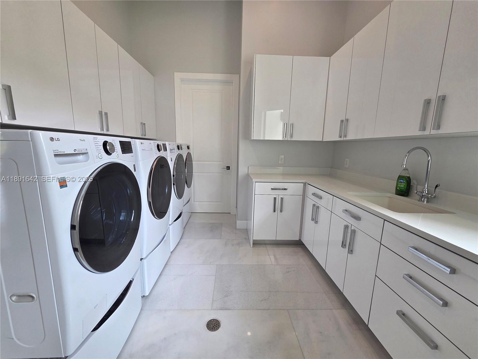 BIRD ROAD FARMSITES - Residential