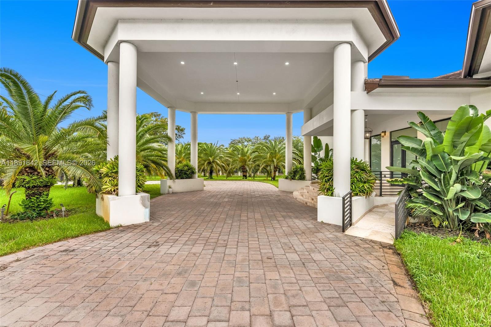 BIRD ROAD FARMSITES - Residential