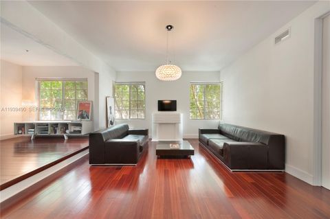 1025 Michigan Ave 2C Miami Beach FL 33139