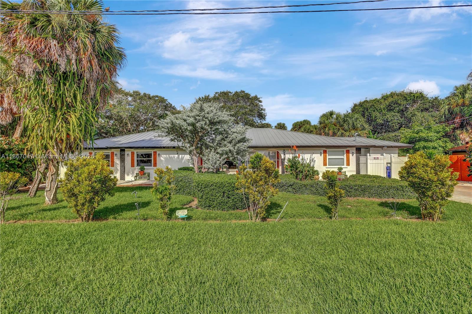 1505 Coral Ave
