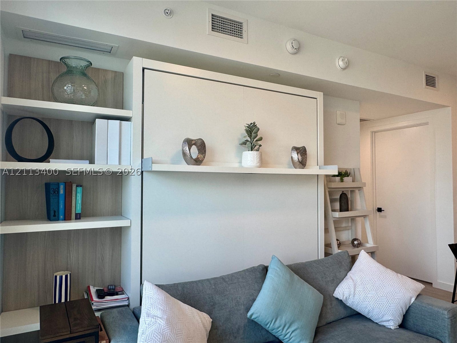227 NE 2nd St 2105