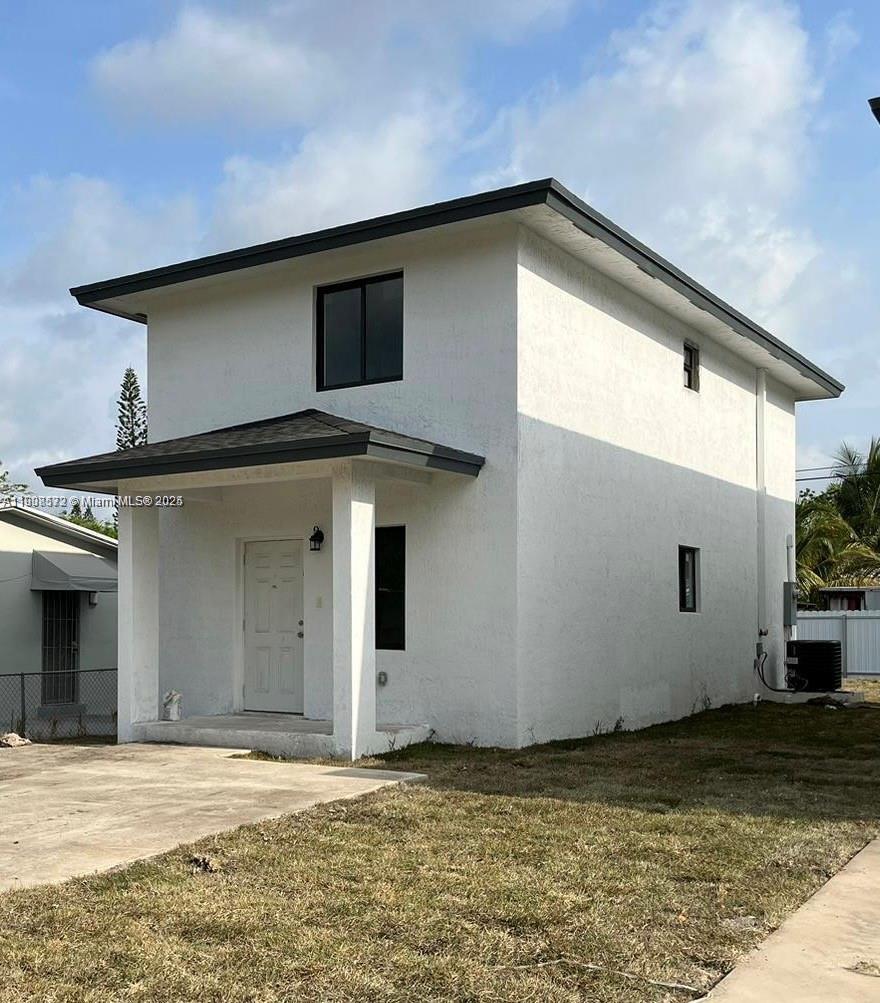 OAKLAND PARK - Residential