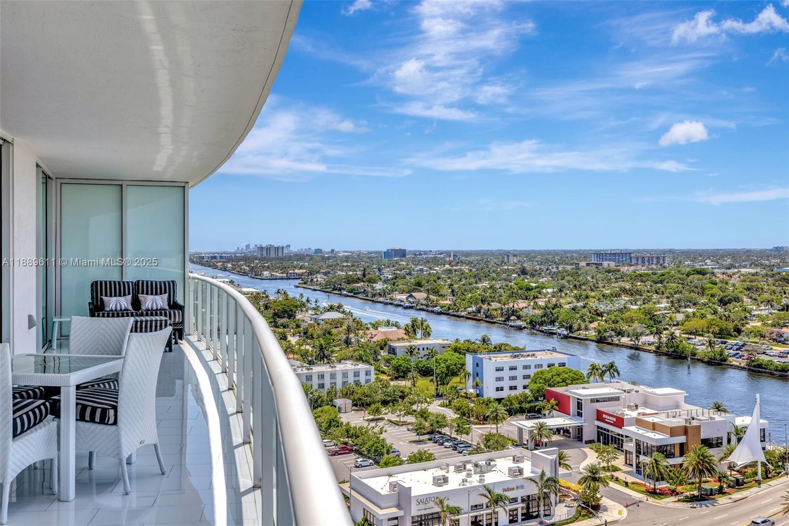 PLAZA AT OCEANSIDE (THE) - Residential