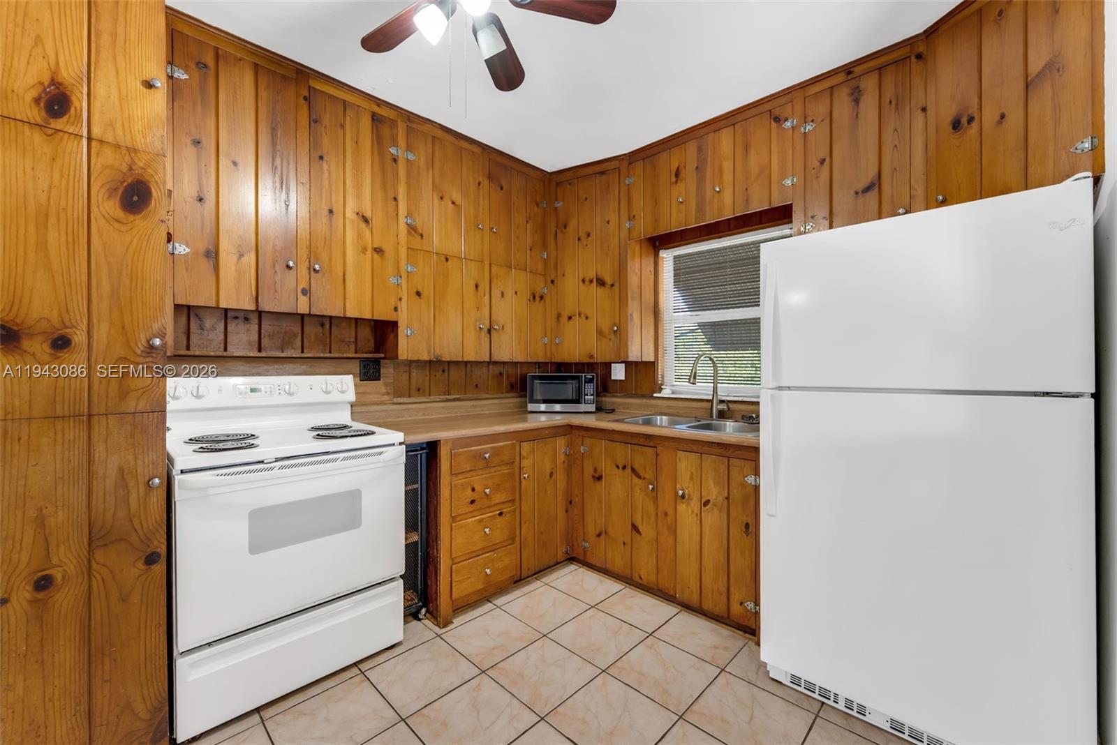 HAPPY FARMS ACRES - Residential